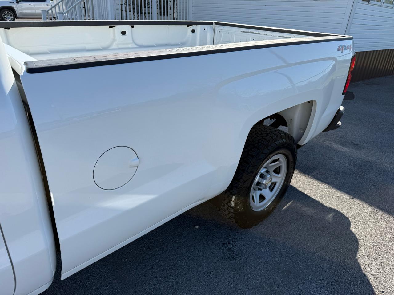 Chevrolet Silverado 1500 1LT Regular Cab Long Box 4WD 2015