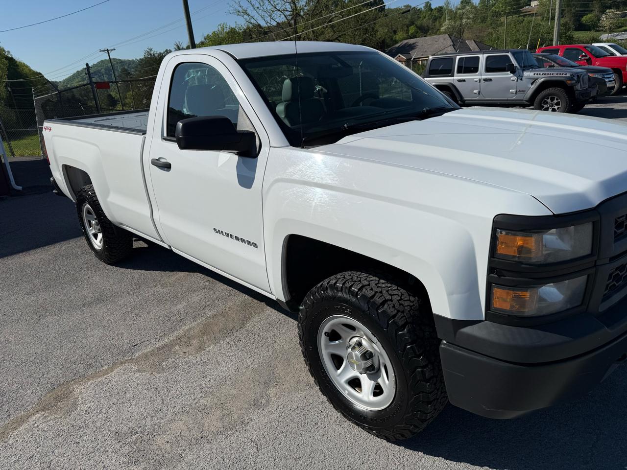 Chevrolet Silverado 1500 1LT Regular Cab Long Box 4WD 2015