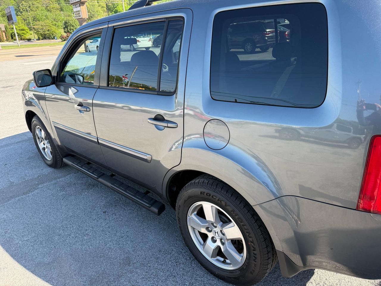 Honda Pilot EX-L 4WD 5-Spd AT 2011