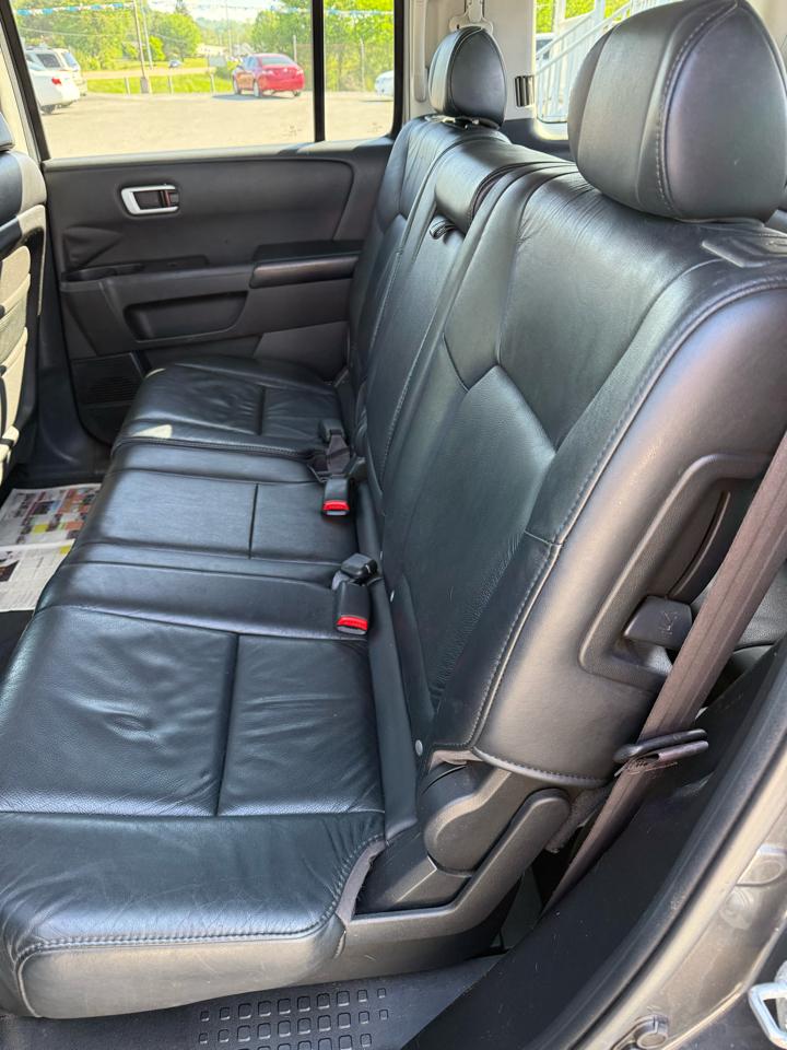 Honda Pilot EX-L 4WD 5-Spd AT 2011