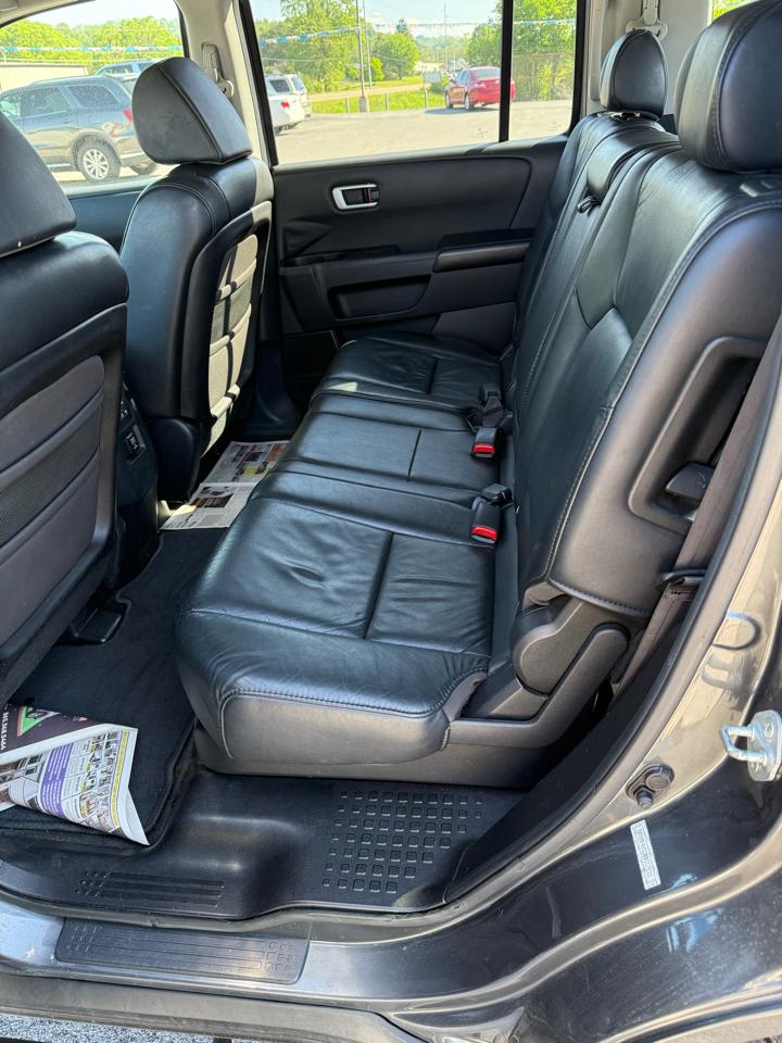 Honda Pilot EX-L 4WD 5-Spd AT 2011