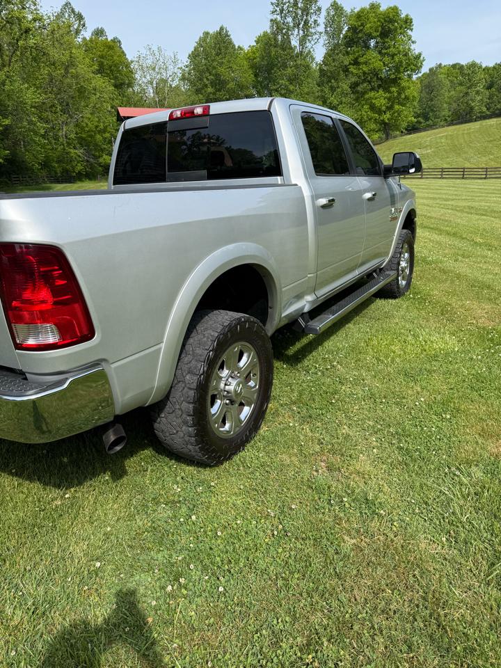 RAM 2500 SLT Crew Cab SWB 4WD 2014