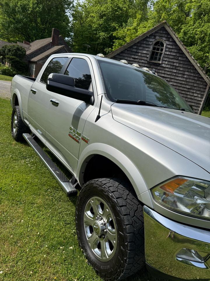RAM 2500 SLT Crew Cab SWB 4WD 2014