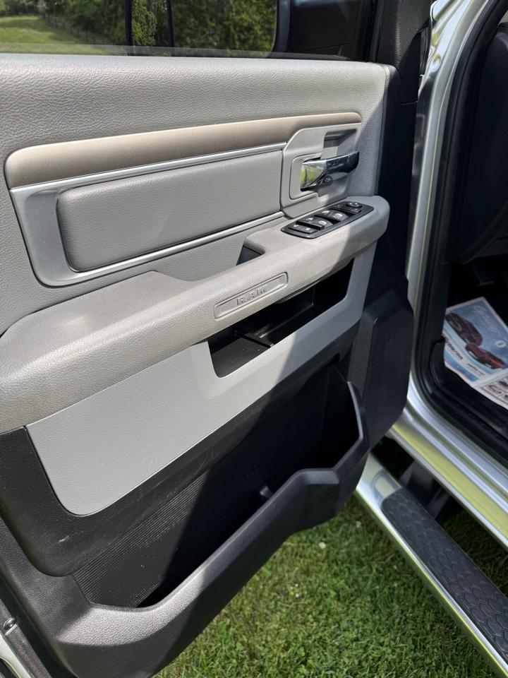 RAM 2500 SLT Crew Cab SWB 4WD 2014