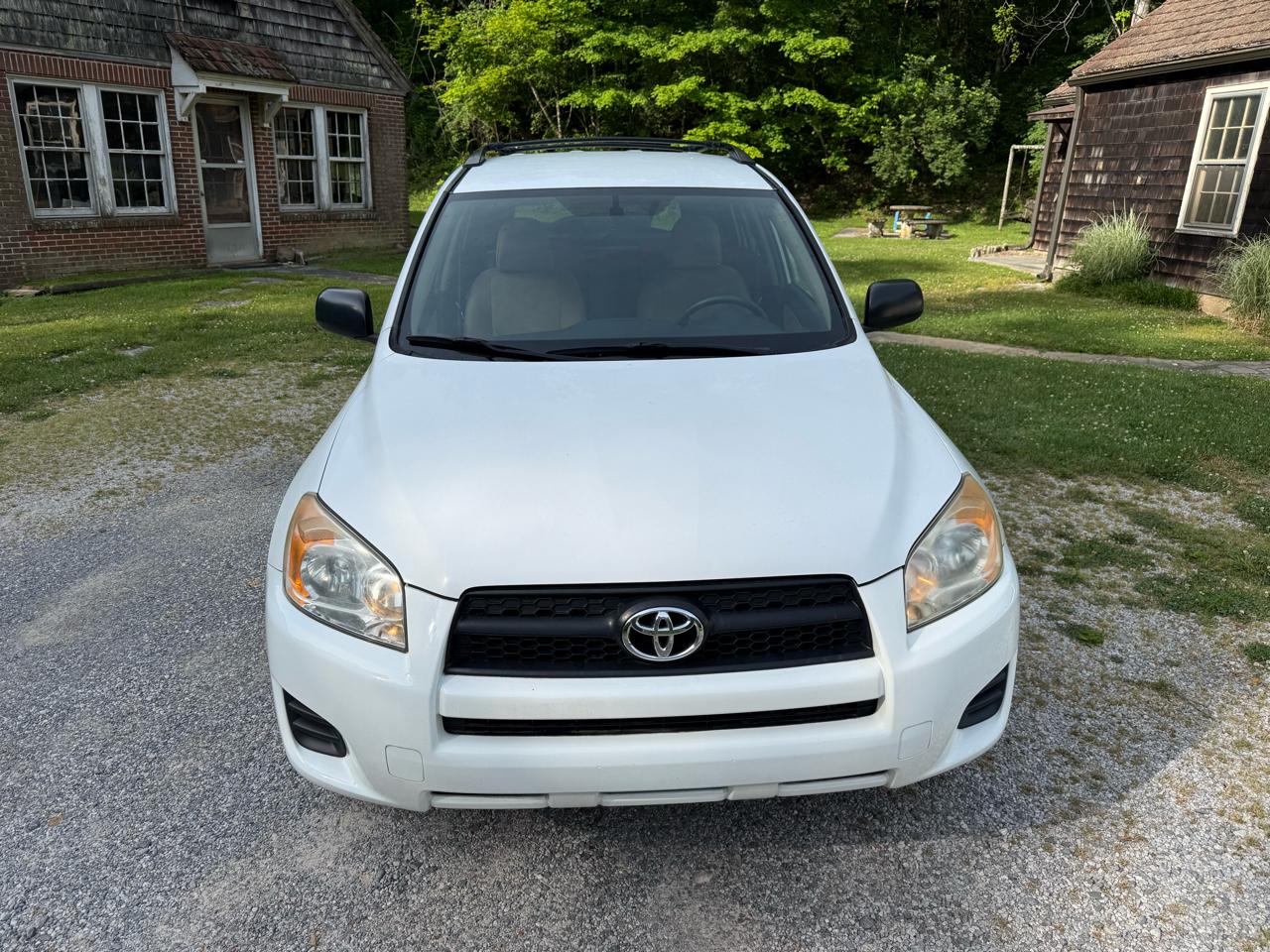 Toyota RAV4 Base I4 4WD 2009