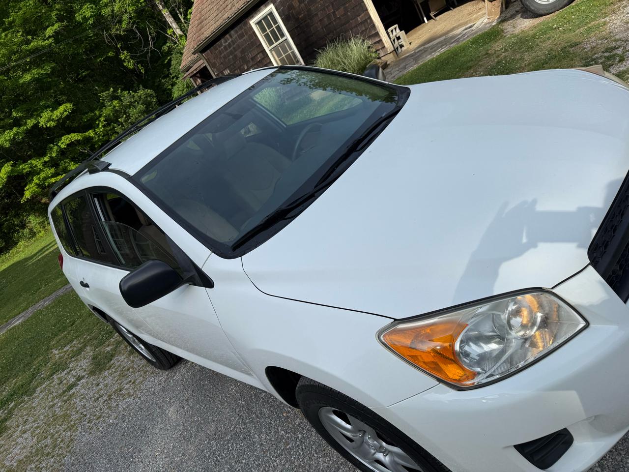 Toyota RAV4 Base I4 4WD 2009