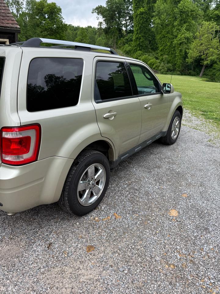 Ford Escape Limited FWD 2012
