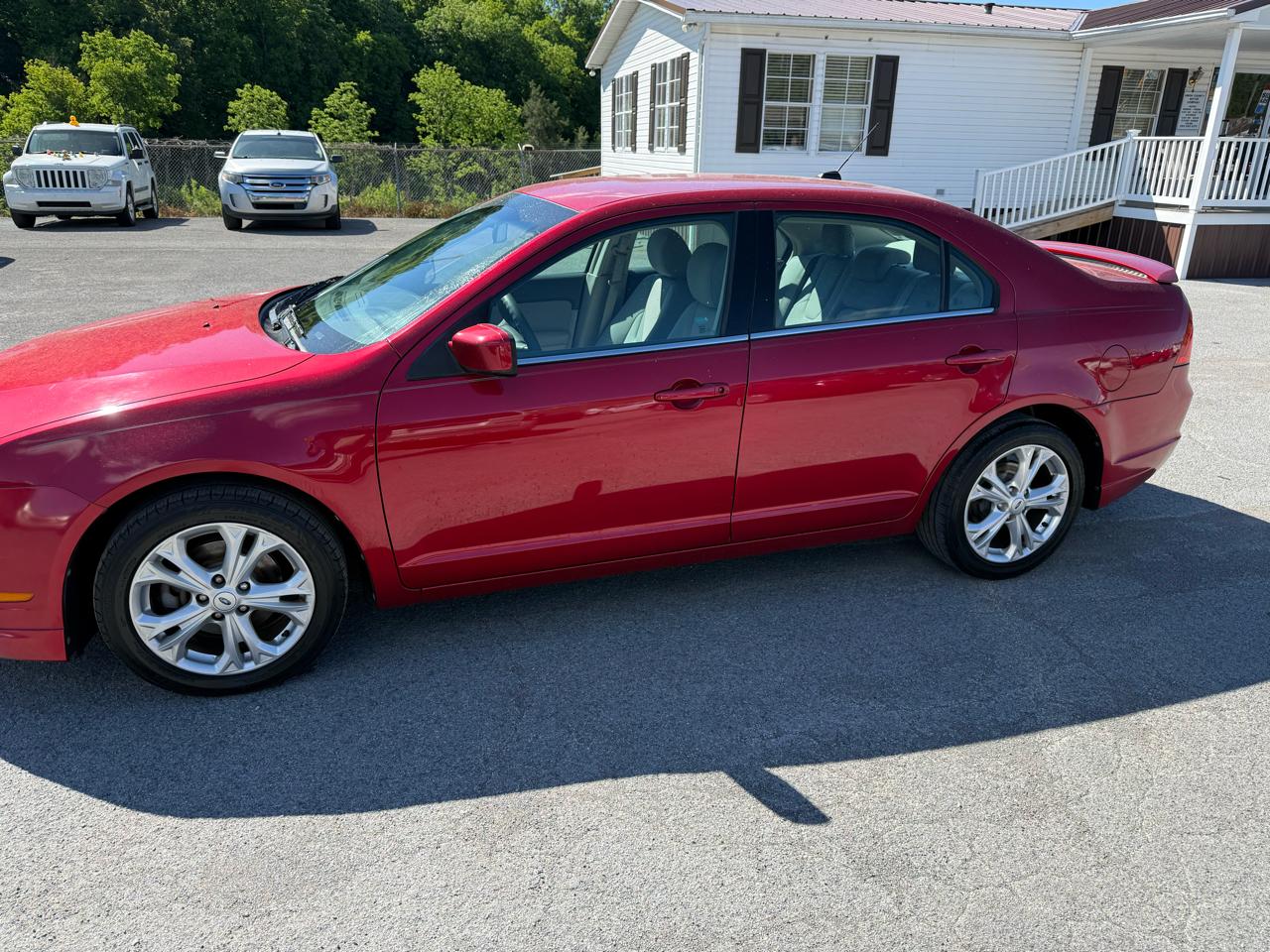 Ford Fusion SE 2012