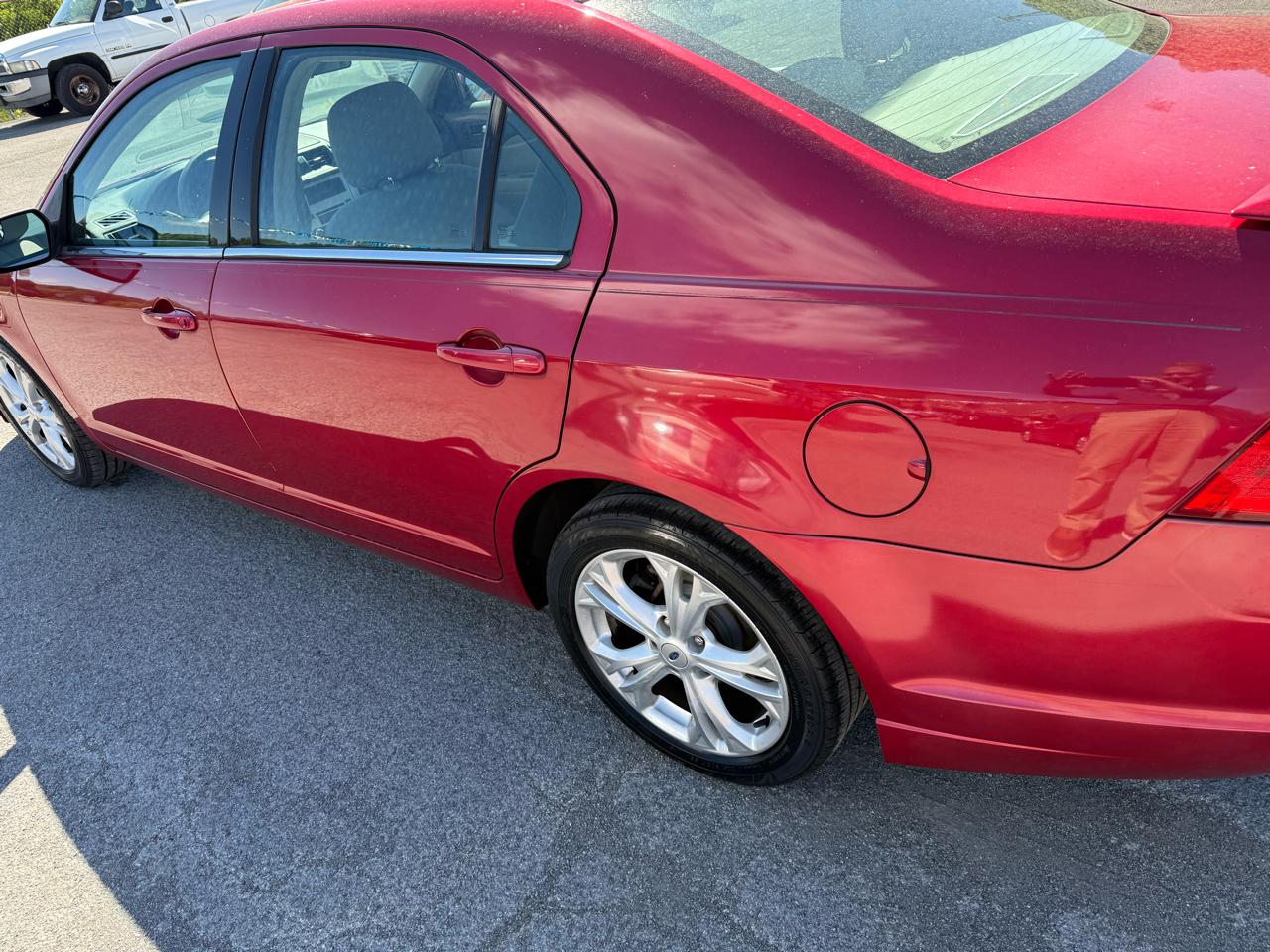 Ford Fusion SE 2012