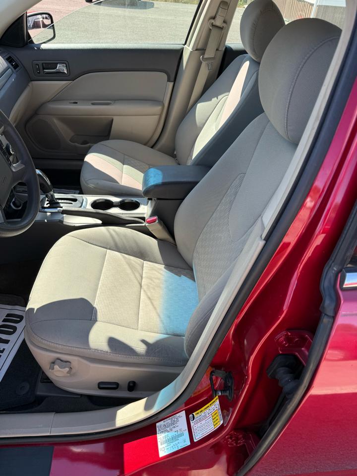 Ford Fusion SE 2012