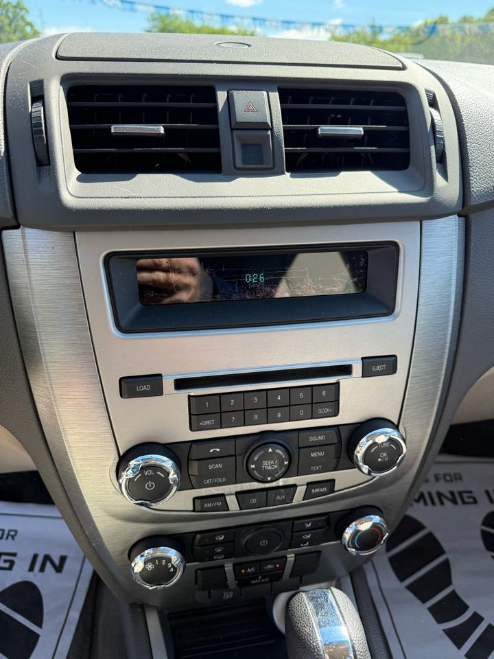Ford Fusion SE 2012