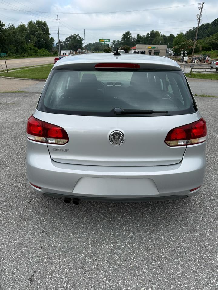 Volkswagen Golf 2.5L 4-Door 2012