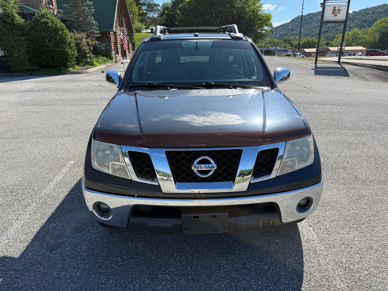 Nissan Frontier 4WD Crew Cab SWB Auto S 2011