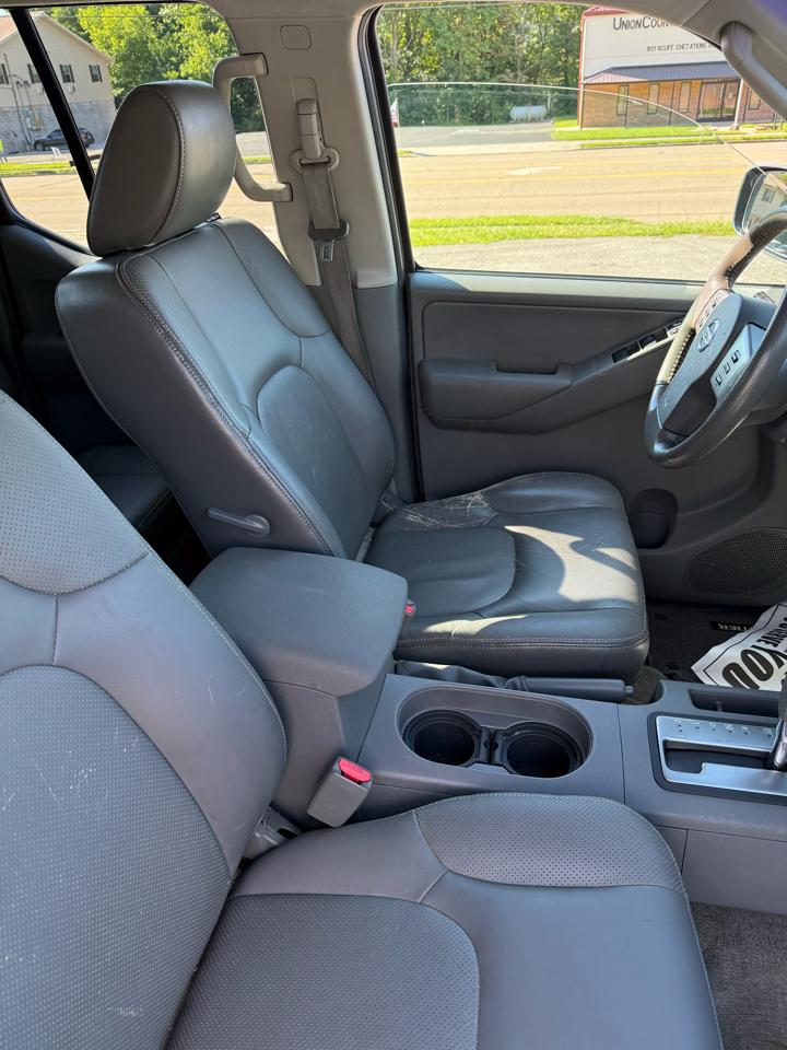 Nissan Frontier 4WD Crew Cab SWB Auto S 2011
