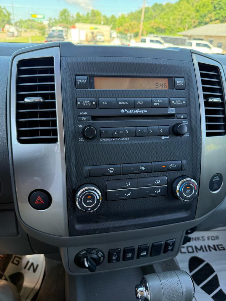 Nissan Frontier 4WD Crew Cab SWB Auto S 2011