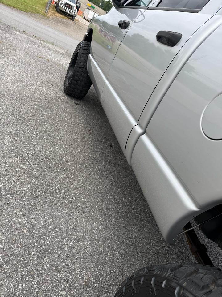 Dodge Ram 1500 ST Quad Cab Short Bed 4WD 2005