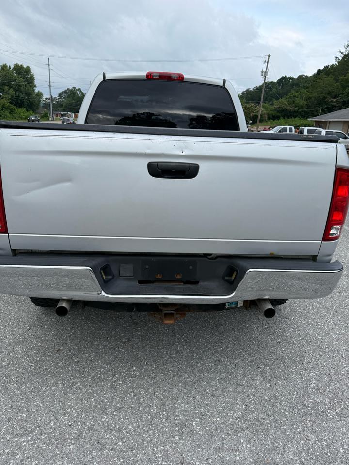 Dodge Ram 1500 ST Quad Cab Short Bed 4WD 2005