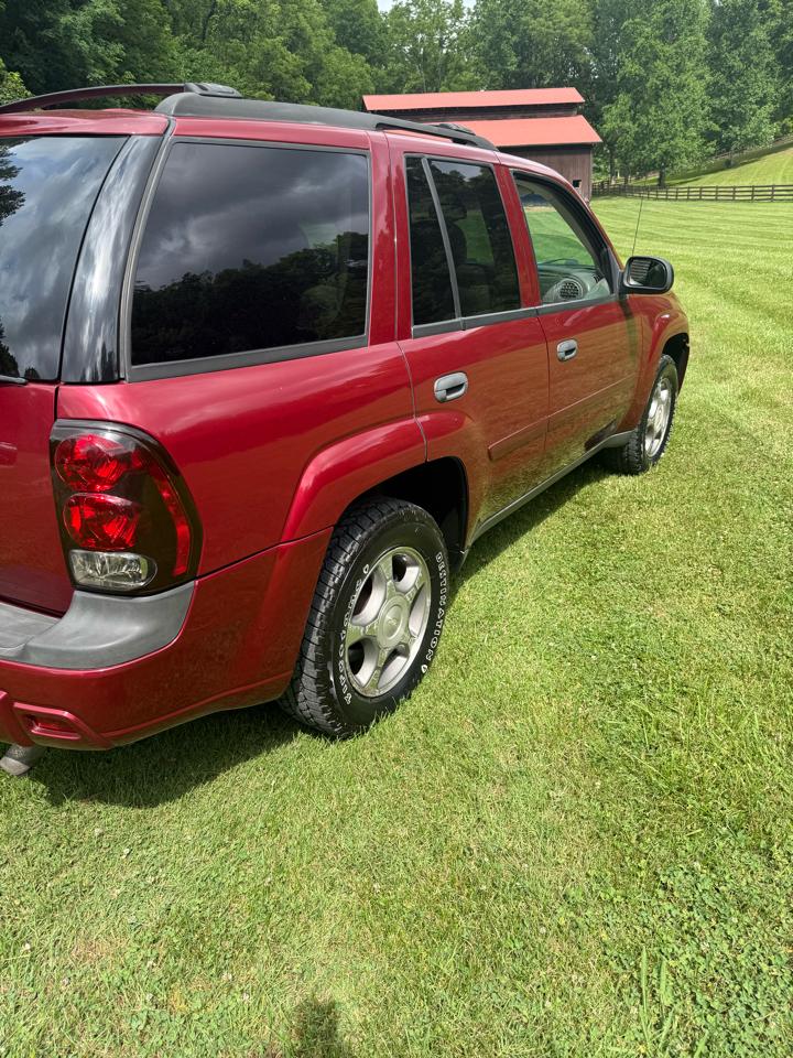 Chevrolet TrailBlazer LS1 2WD 2007