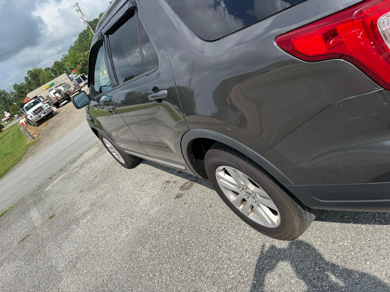 Ford Explorer 4dr XLT 4WD 2019