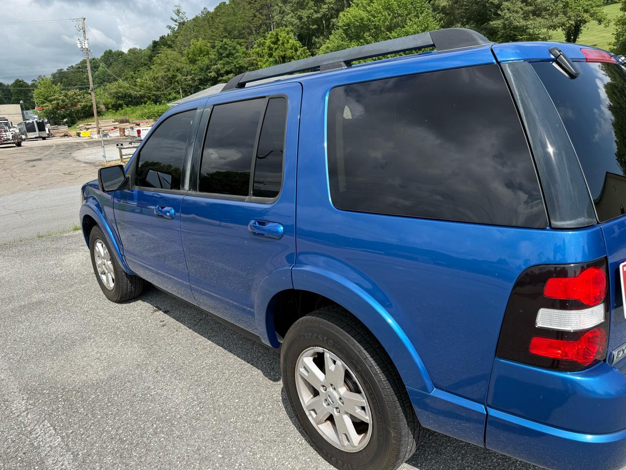 Ford Explorer XLT 4.0L 4WD 2010