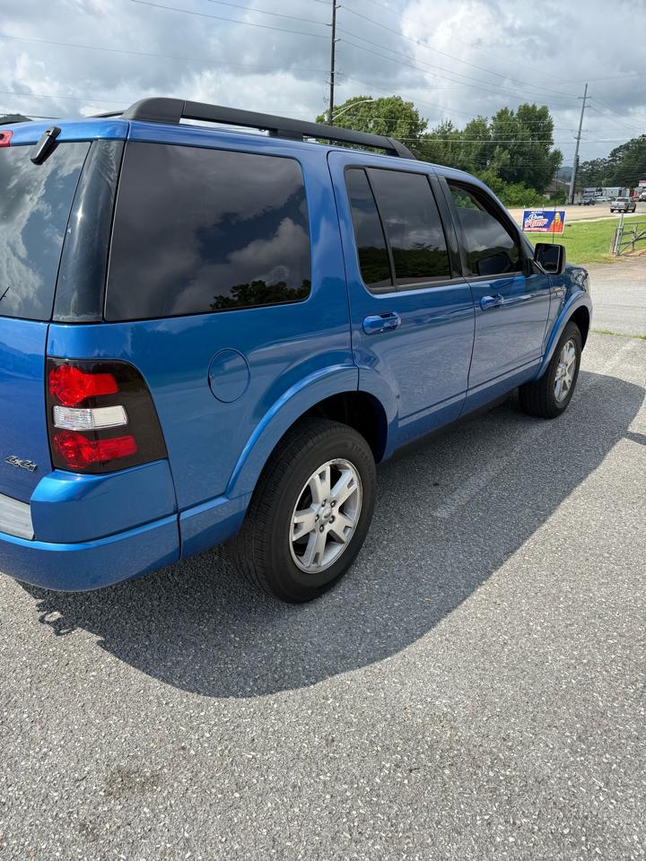 Ford Explorer XLT 4.0L 4WD 2010