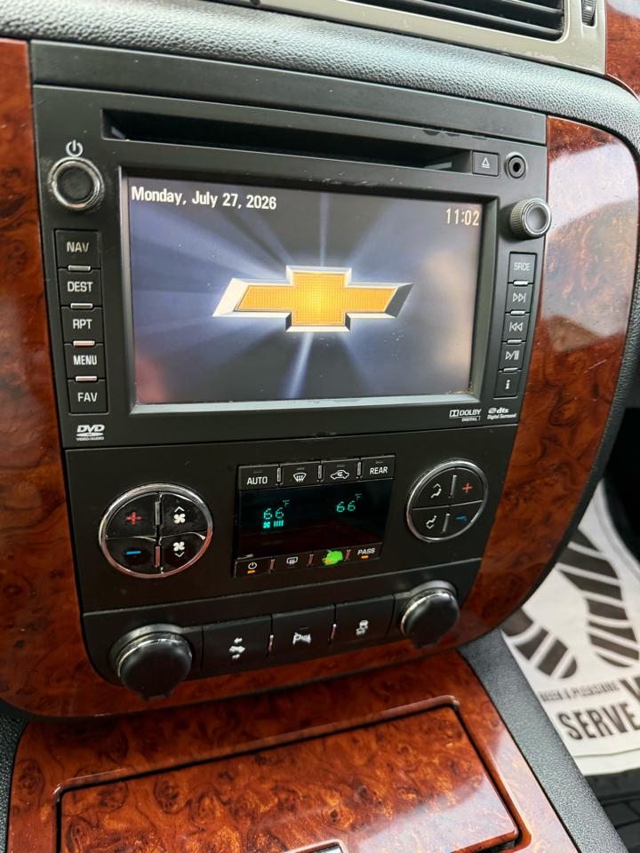 Chevrolet Tahoe LTZ 4WD 2013
