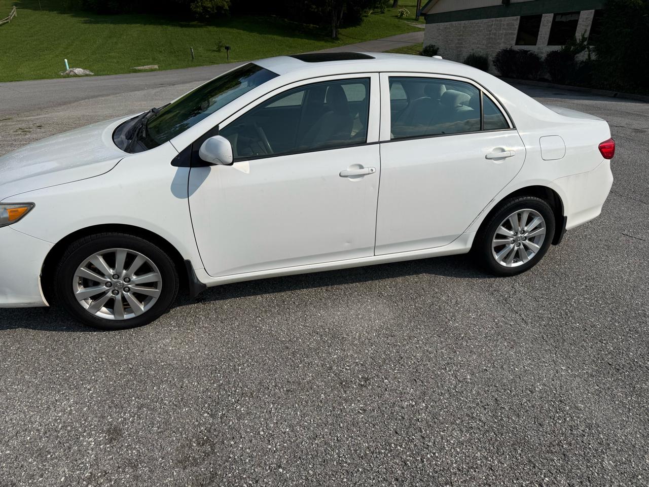 Toyota Corolla 4dr Sdn Auto (Natl) 2009