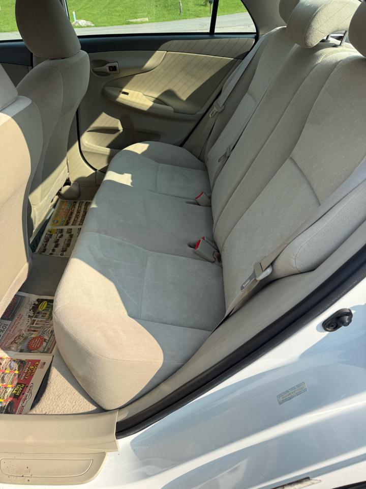 Toyota Corolla 4dr Sdn Auto (Natl) 2009