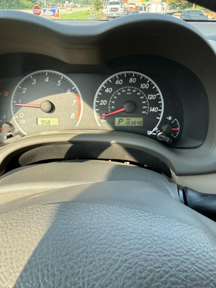 Toyota Corolla 4dr Sdn Auto (Natl) 2009