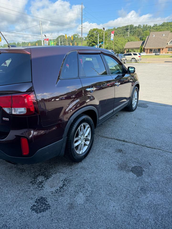 Kia Sorento LX 2WD 2014