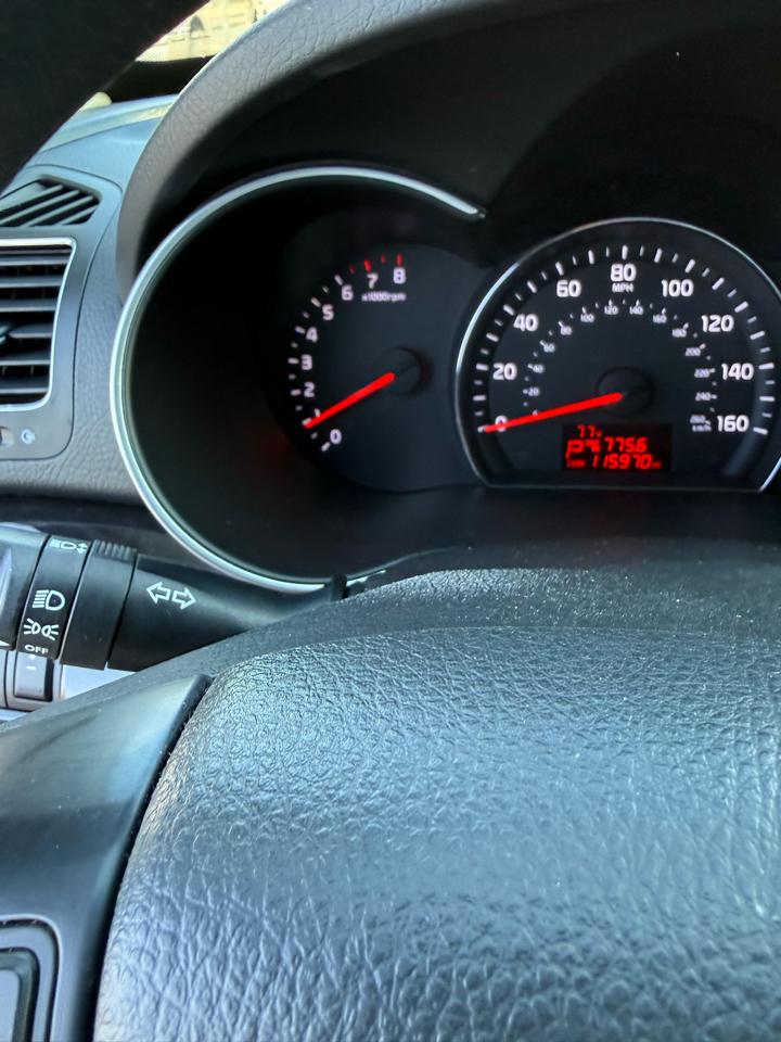 Kia Sorento LX 2WD 2014