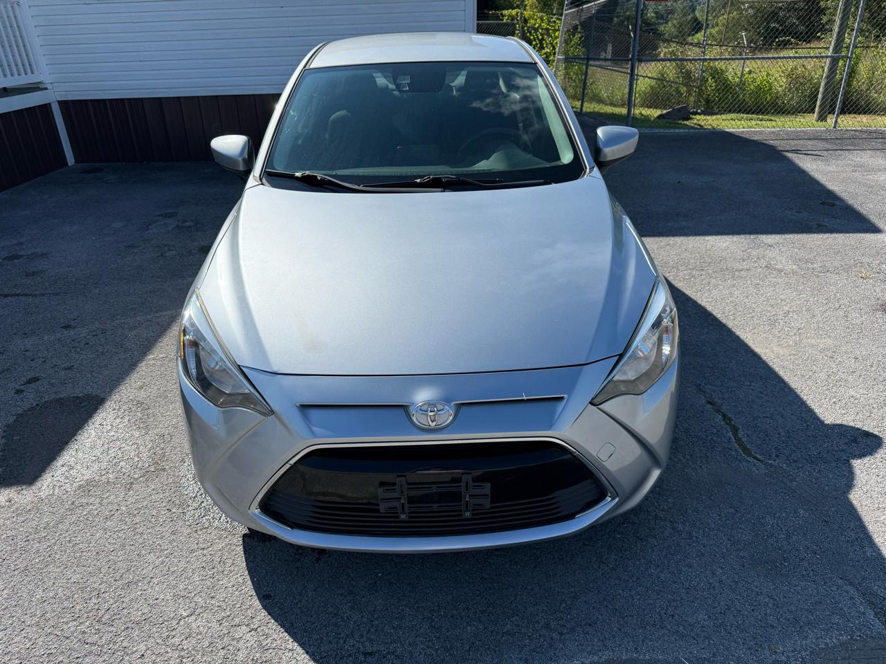 Toyota Yaris iA 6A 2018
