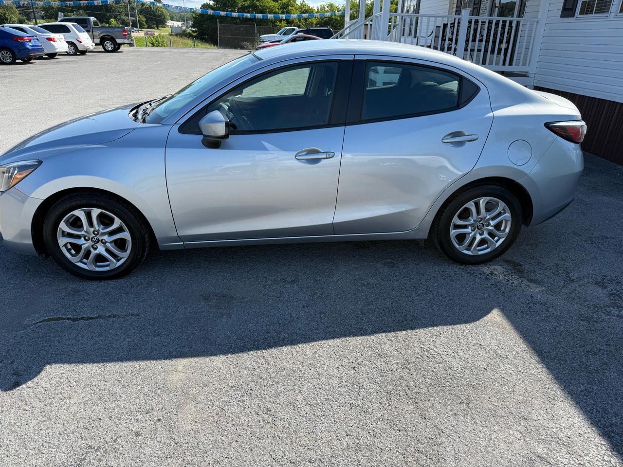 Toyota Yaris iA 6A 2018