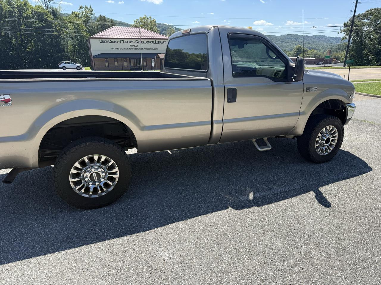 Ford F-250 SD XL 4WD 2002