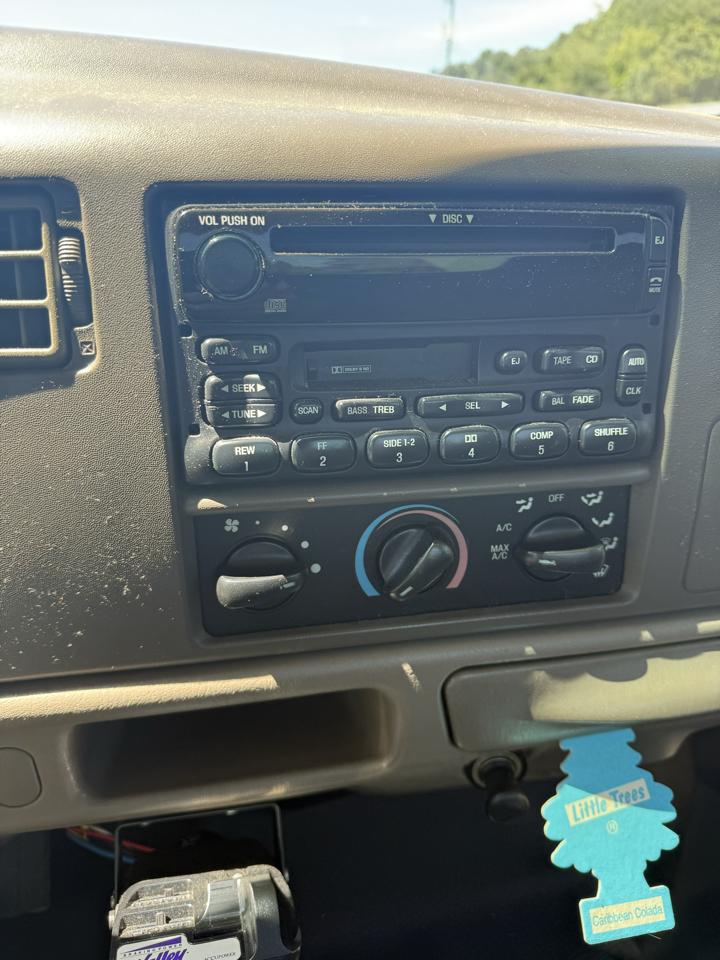 Ford F-250 SD XL 4WD 2002