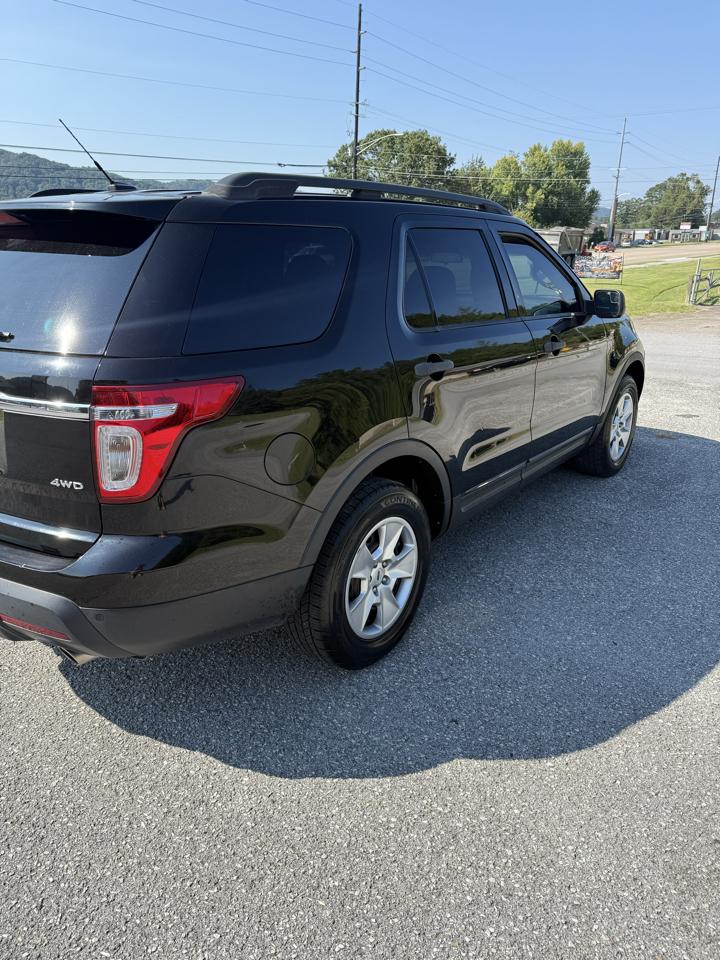 Ford Explorer Base 4WD 2012