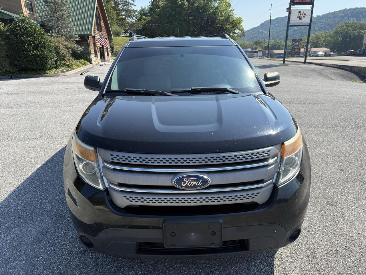 Ford Explorer Base 4WD 2012