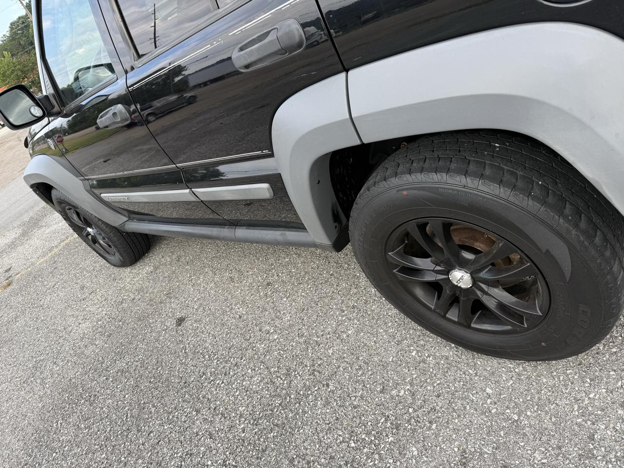 Jeep Liberty Sport 4WD 2005