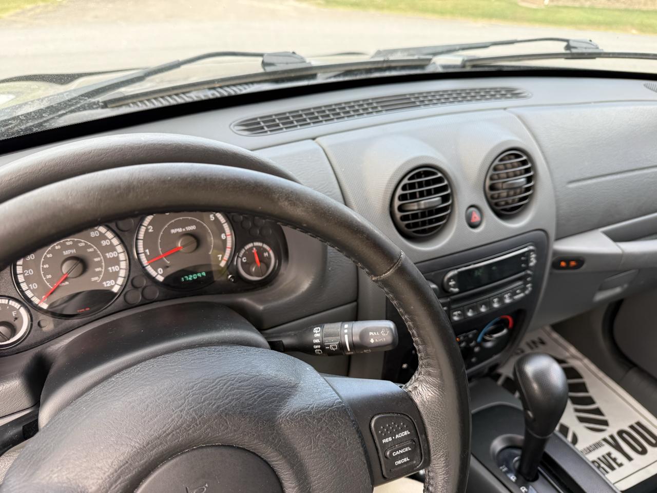 Jeep Liberty Sport 4WD 2005