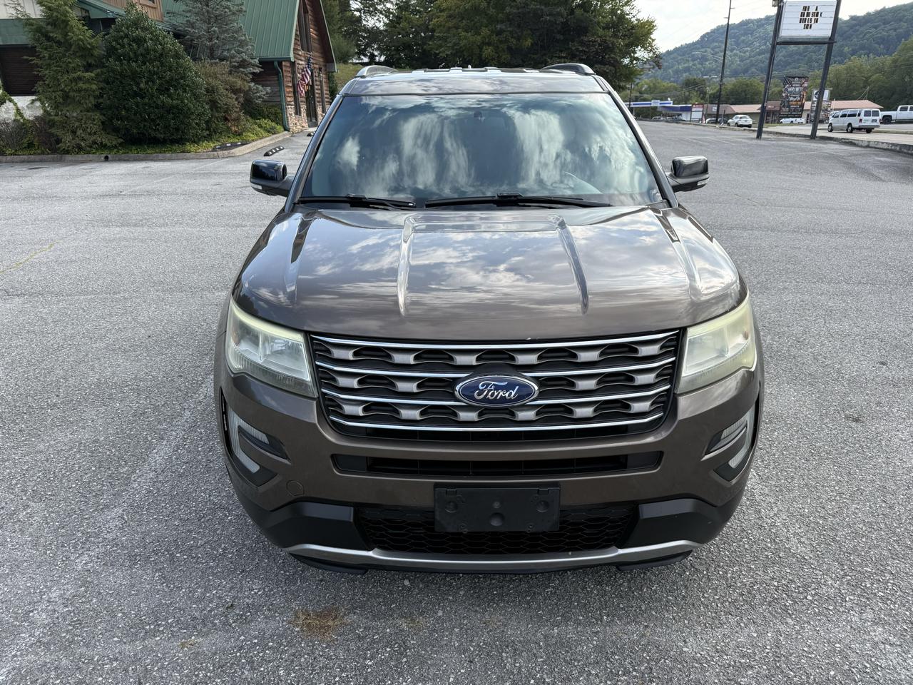 Ford Explorer 4dr 114" WB 4.0L XLT Sport 4WD 2016