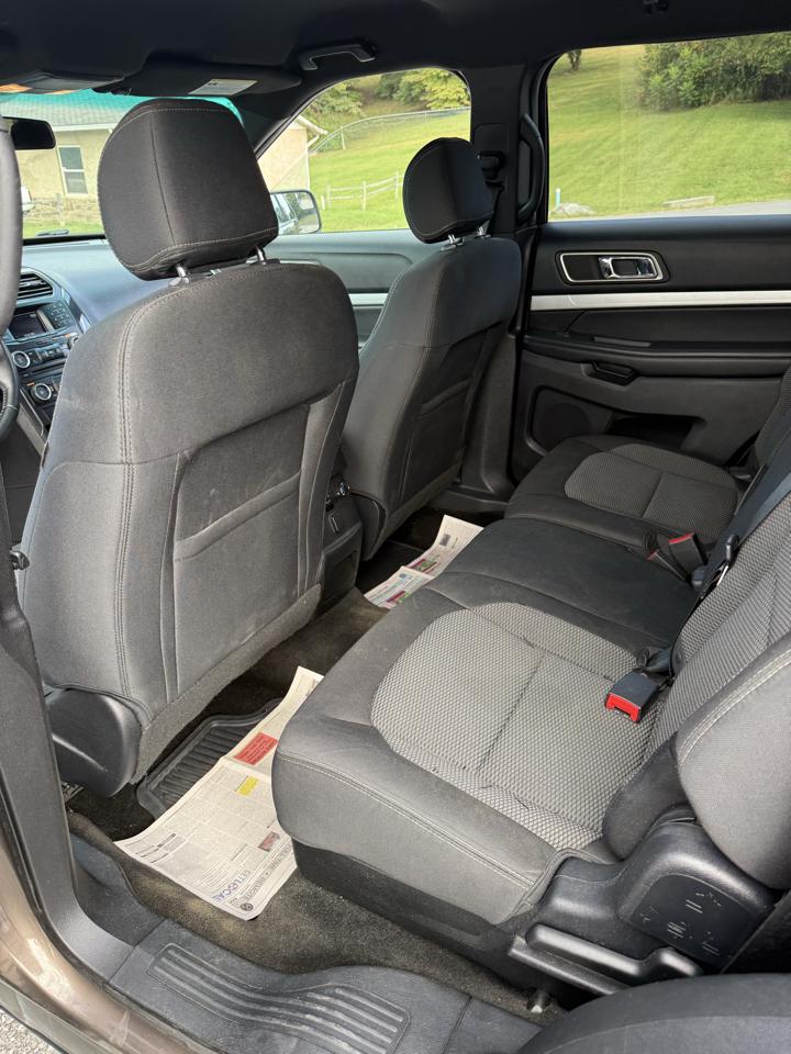 Ford Explorer 4dr 114" WB 4.0L XLT Sport 4WD 2016