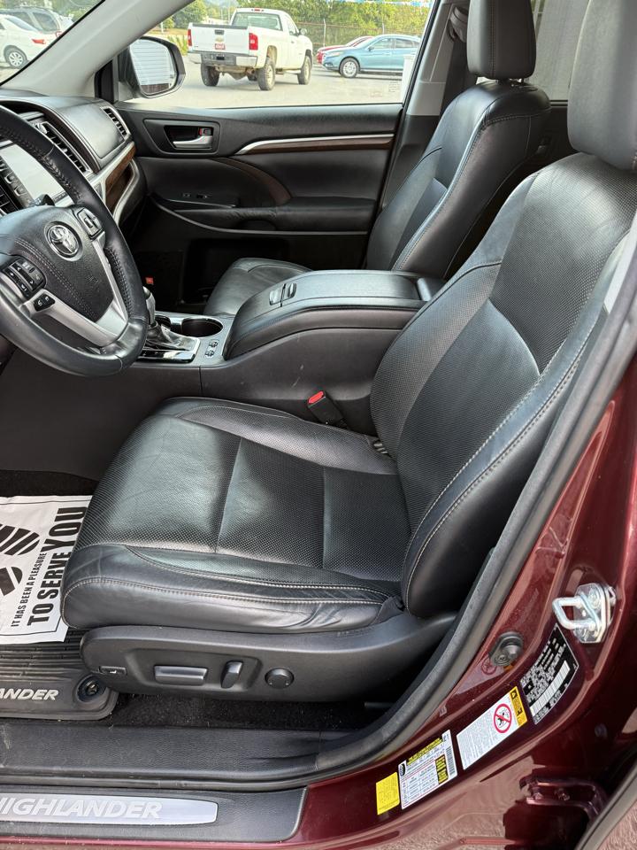Toyota Highlander Limited AWD V6 2016