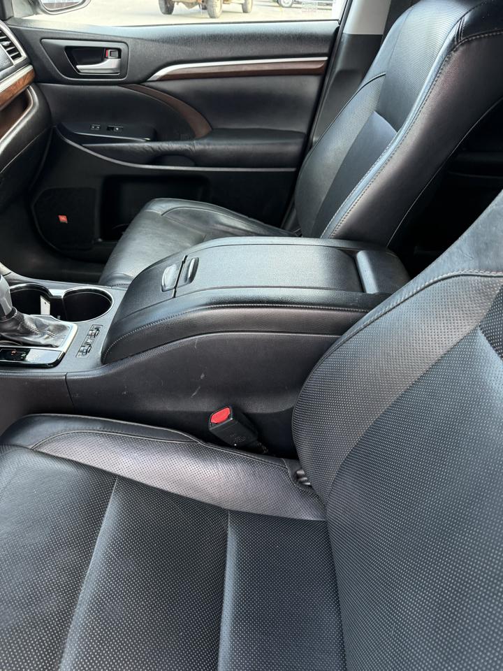 Toyota Highlander Limited AWD V6 2016