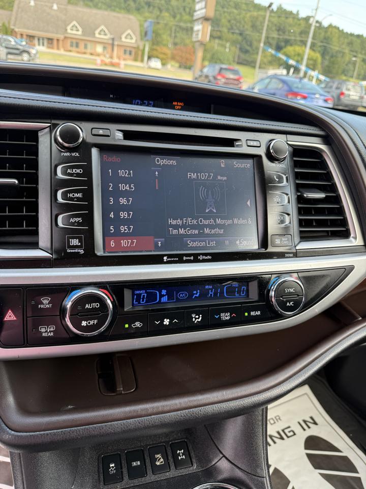 Toyota Highlander Limited AWD V6 2016