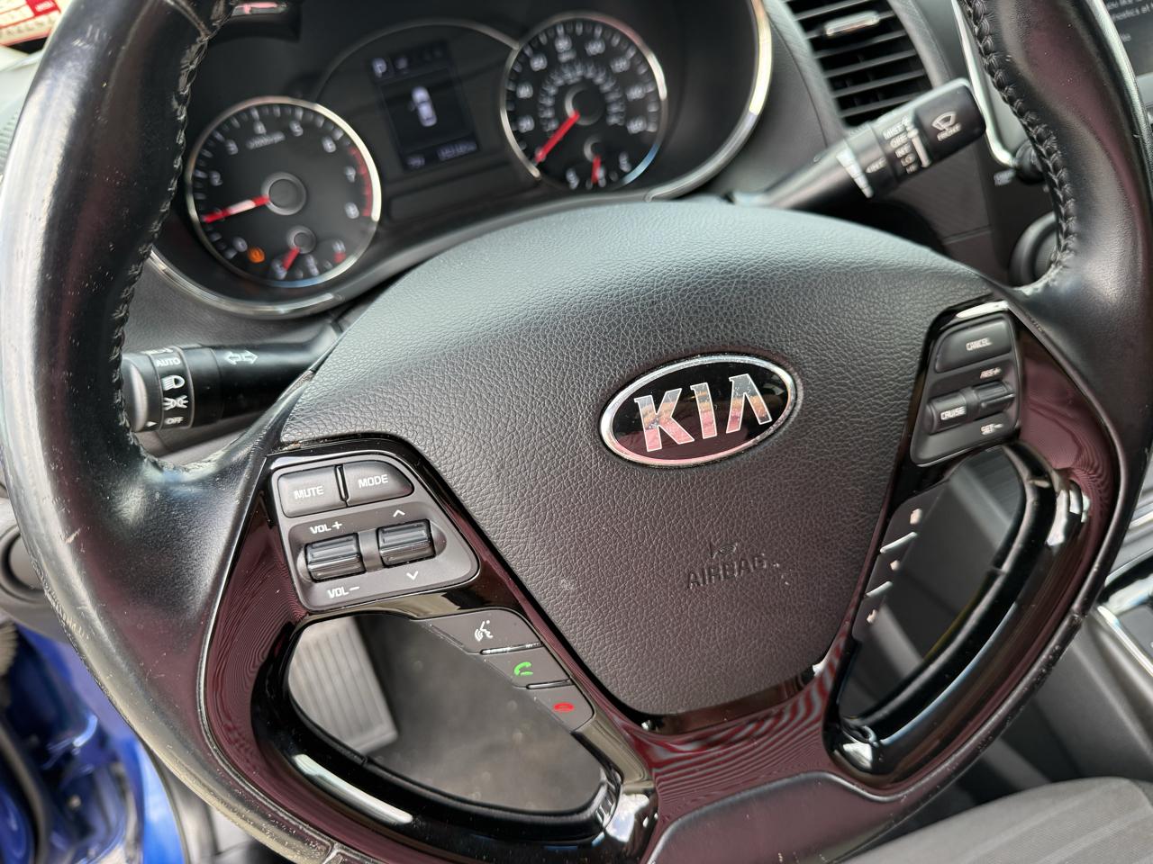 Kia Forte LX 6A 2017
