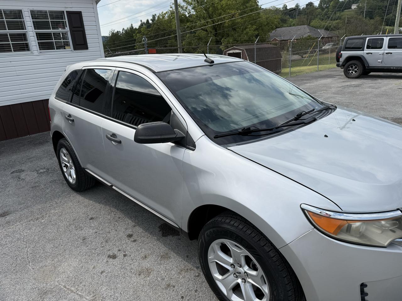 Ford Edge 4dr SE AWD 2014