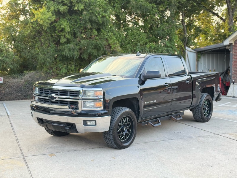 2015 Chevrolet Silverado 1500 4WD Crew Cab 147" LTZ