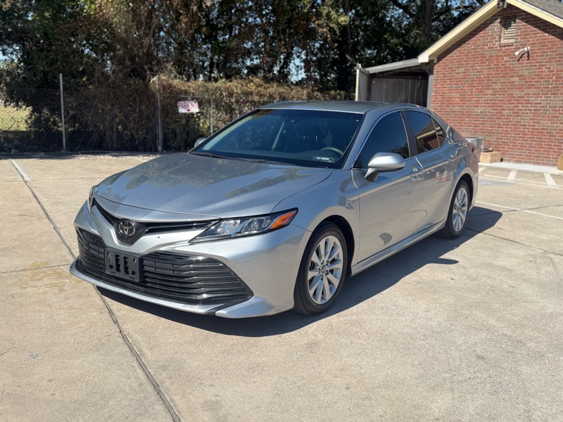 2018 Toyota Camry LE