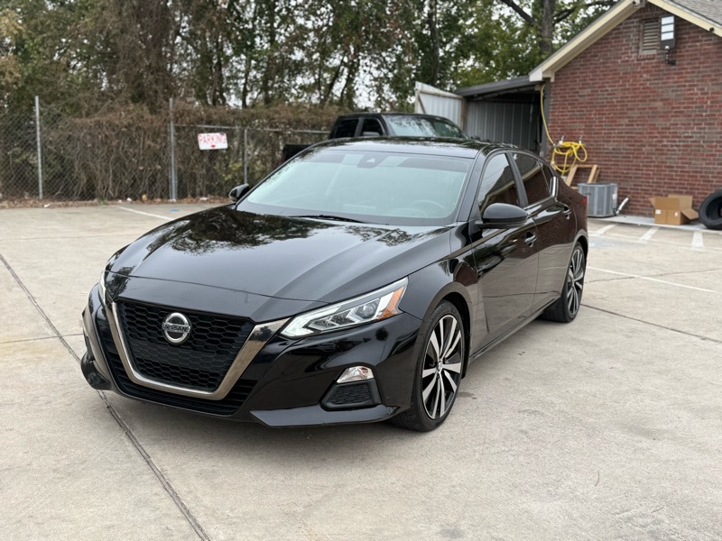 2020 Nissan Altima SR