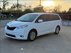 2014 Toyota Sienna 
